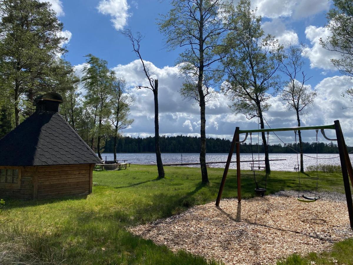Skog Fegen Naera Ullared别墅 外观 照片