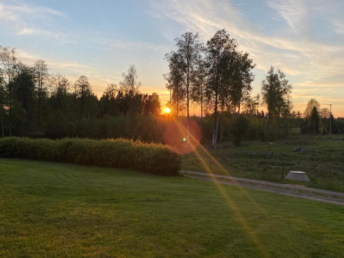Skog Fegen Naera Ullared别墅 外观 照片